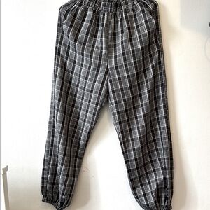 ROMWE Black and Gray Track Pants with Elastic Cuffs